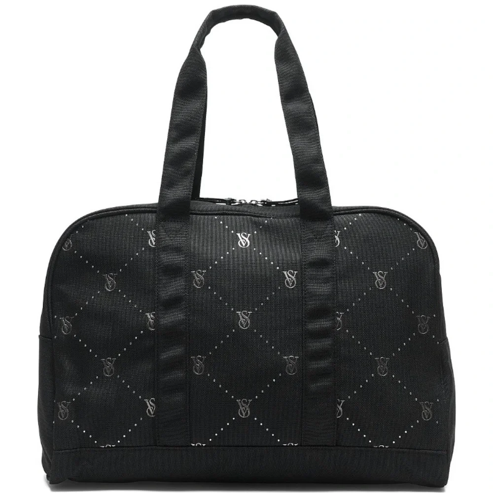 NWT VS Black Bag Still in original plastic. 19”13”
Shoulder Bag Never opened 😍😍 - Picture 9 of 9